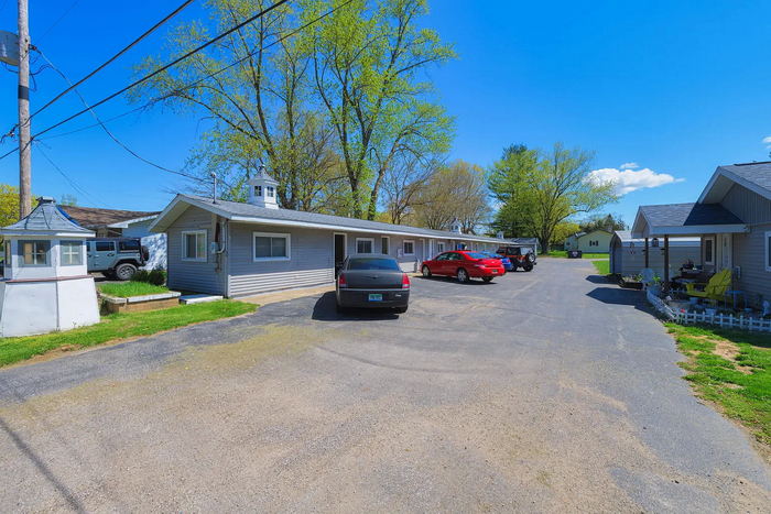 Wil-O-Paw Motel - Real Estate Listing Photo (newer photo)